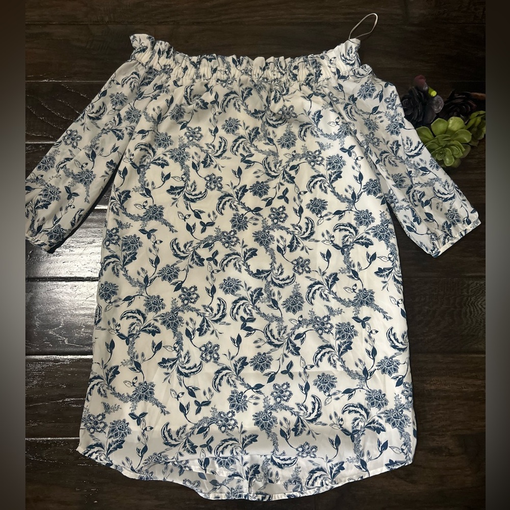Off shoulder dress